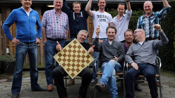Dubbelschaak 1 kampioen 3de klasse KNSB! Dubbelschaak 1 kampioen 3de klasse KNSB!